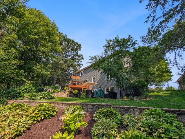 13655 Henna Court, Apple Valley, MN 55124
