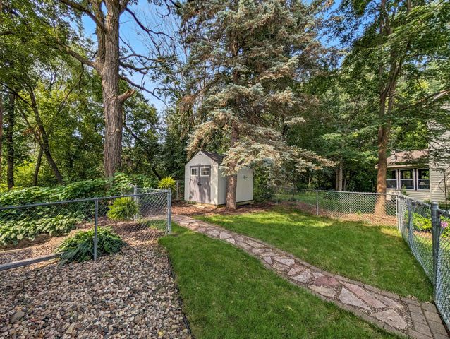 13655 Henna Court, Apple Valley, MN 55124