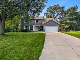 13655 Henna Court, Apple Valley, MN 55124