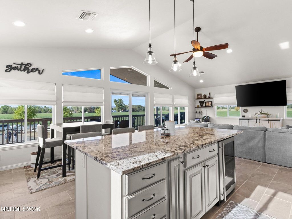 Image 16 of property listing at 1321 Wilhelm Place, Gardnerville, NV 89460