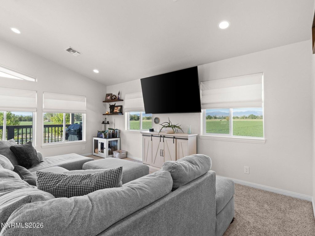 Image 20 of property listing at 1321 Wilhelm Place, Gardnerville, NV 89460