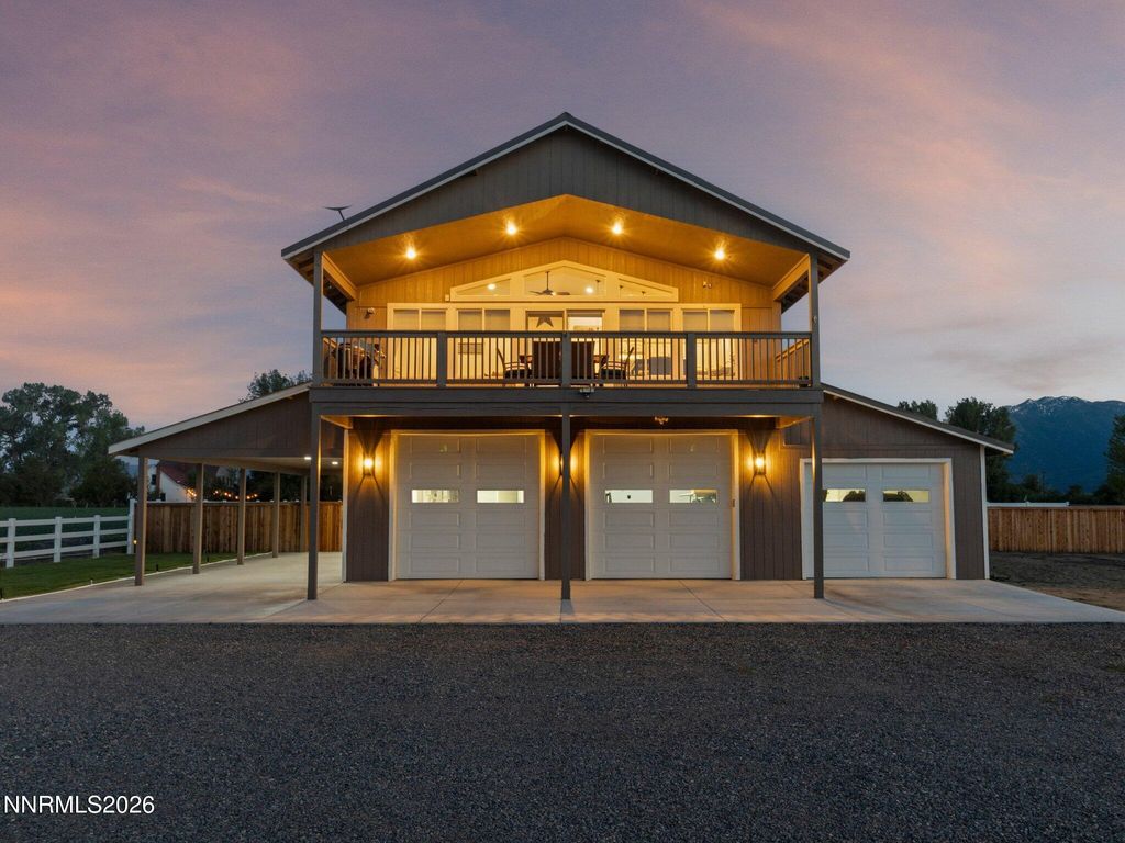 Image 3 of property listing at 1321 Wilhelm Place, Gardnerville, NV 89460