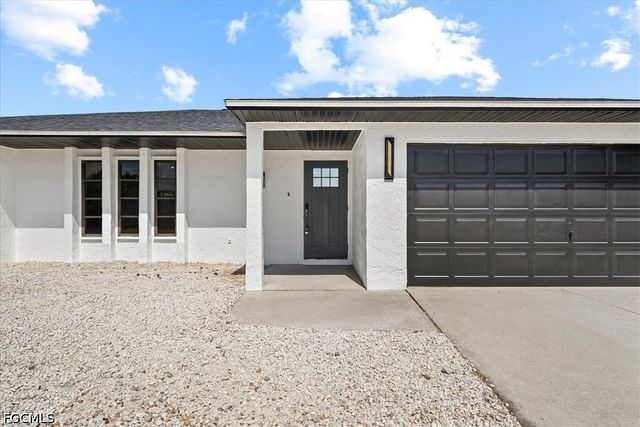 13 SE 20th PL, Cape Coral, FL 33990