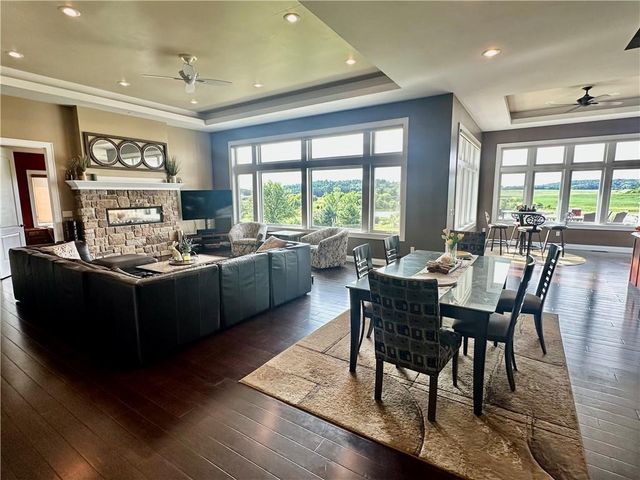 1747 E Drinkman Lane, Eau Claire, WI 54701