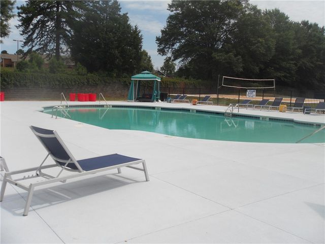 116 University Village Drive C, Central, SC 29630