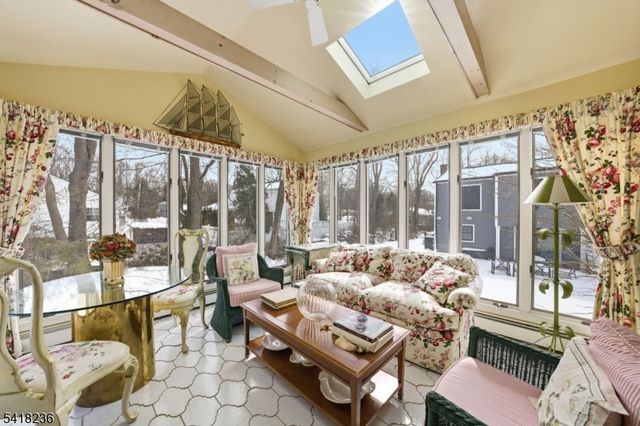 8 Johnston Dr, Morris Twp., NJ 07960