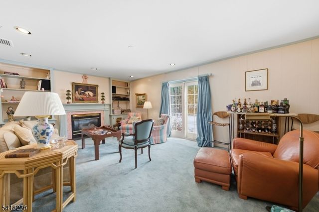 8 Johnston Dr, Morris Twp., NJ 07960