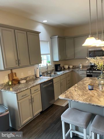 35 ADAMS RD, Leesport, PA 19533