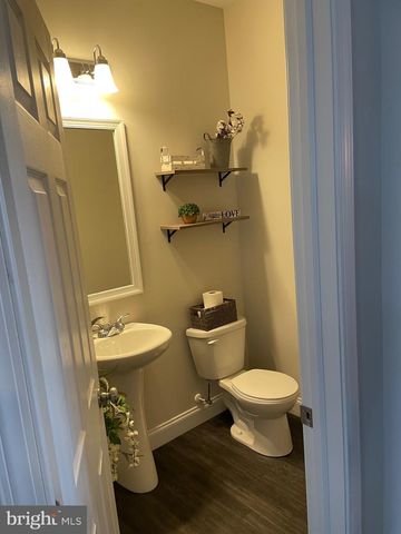 35 ADAMS RD, Leesport, PA 19533