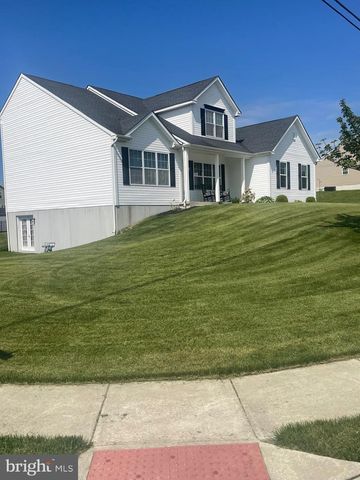 35 ADAMS RD, Leesport, PA 19533