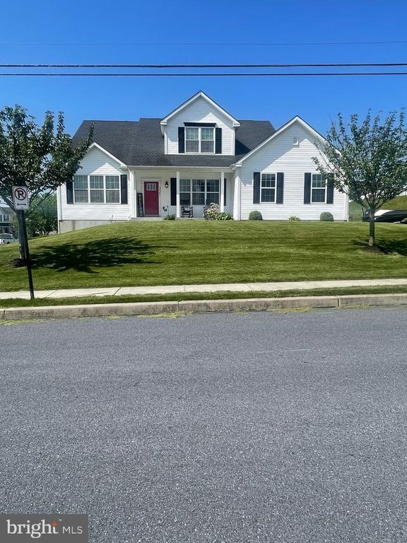 35 ADAMS RD, Leesport, PA 19533