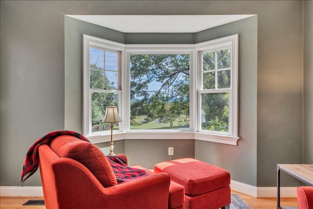 2010 Mountain View RD, Vinton, VA 24179
