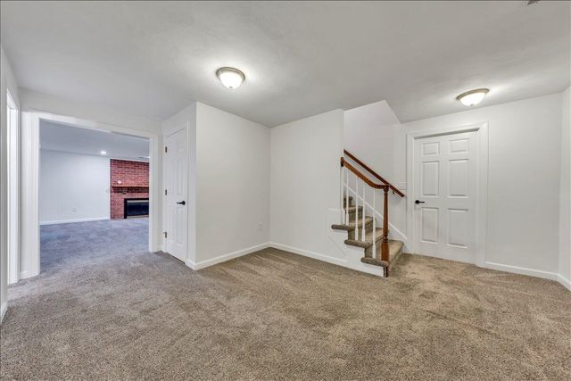2010 Mountain View RD, Vinton, VA 24179