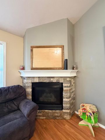 4136 Somerset Drive, Battlefield, MO 65619