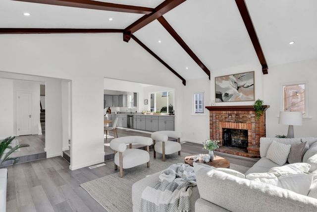 1482 Lincoln, Berkeley, CA 94702