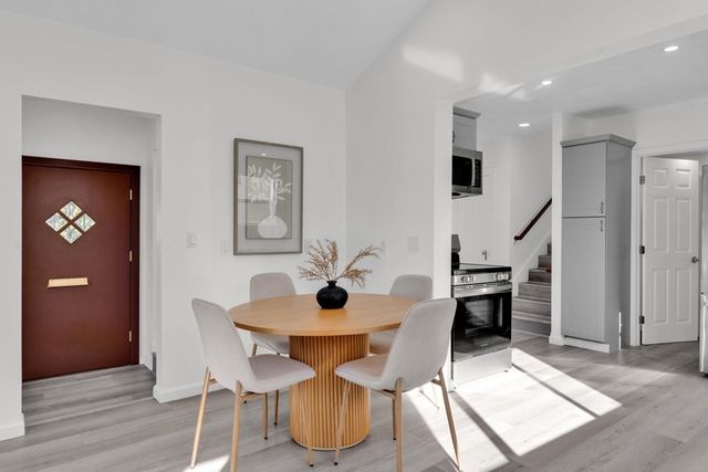 1482 Lincoln, Berkeley, CA 94702