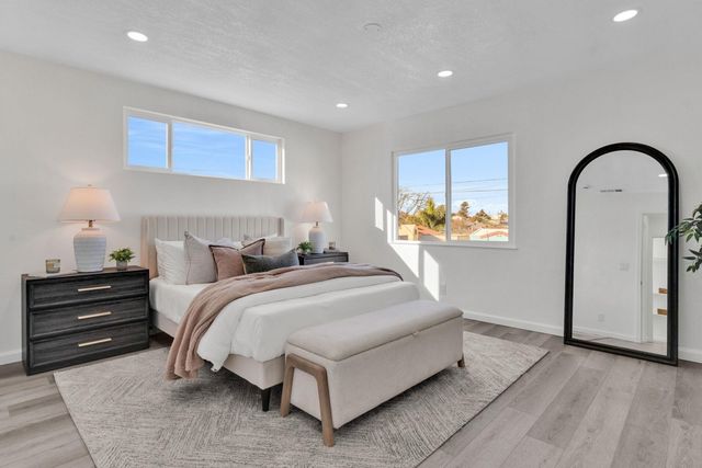 1482 Lincoln, Berkeley, CA 94702