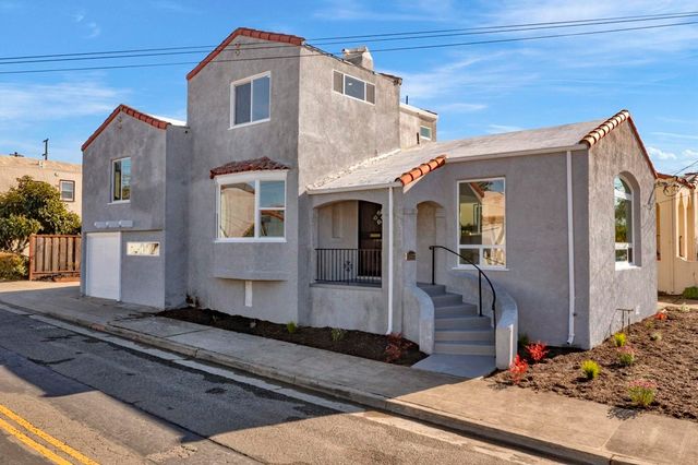 1482 Lincoln, Berkeley, CA 94702