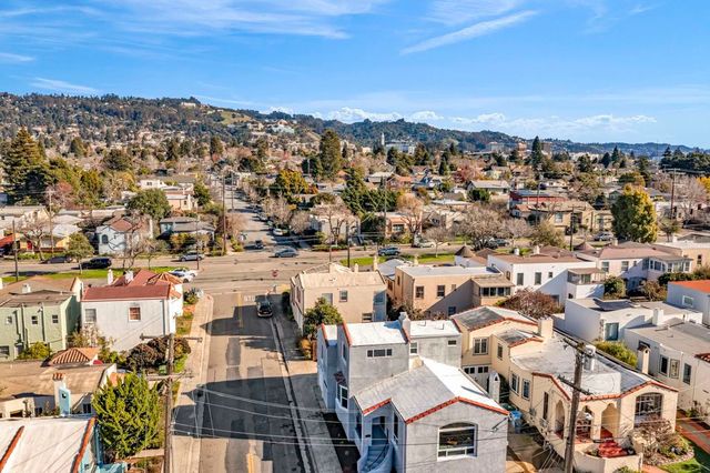 1482 Lincoln, Berkeley, CA 94702