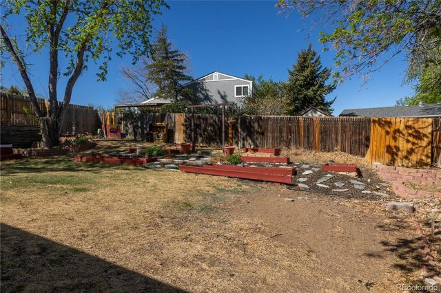 9017 Dover Street, Broomfield, CO 80021