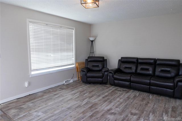 9017 Dover Street, Broomfield, CO 80021