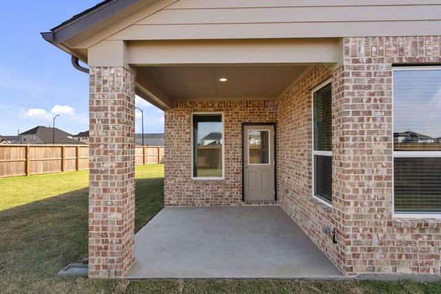 45 Shining Point Drive, Waller, TX 77484