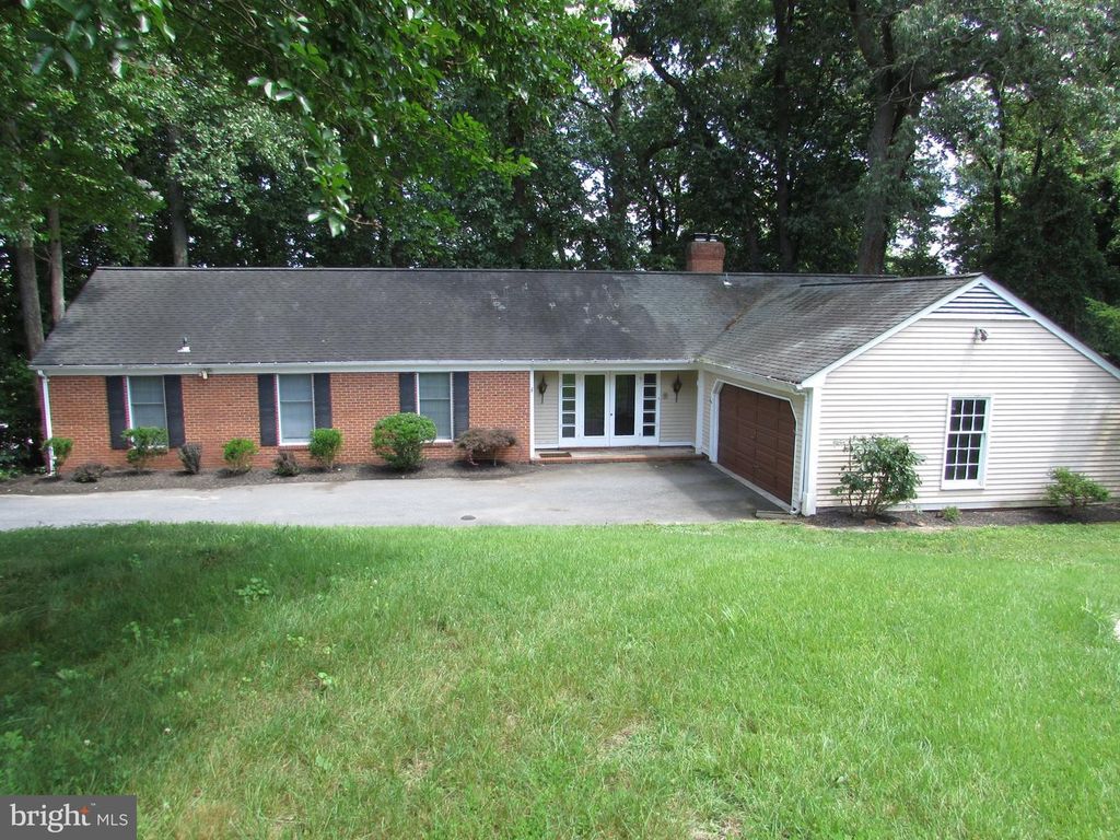 472 OLD ORCHARD CIR, Millersville, MD 21108