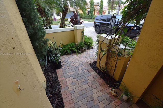 10086 Noceto Way, Boynton Beach, FL 33437