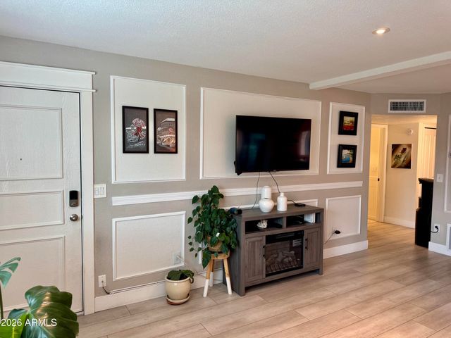 623 W GUADALUPE Road 148, Mesa, AZ 85210