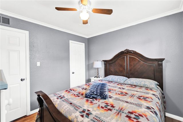 7117 Lugo, Paramount, CA 90723