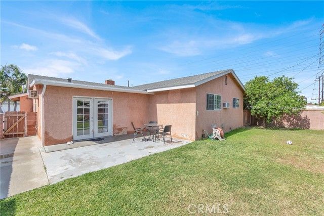 7117 Lugo, Paramount, CA 90723