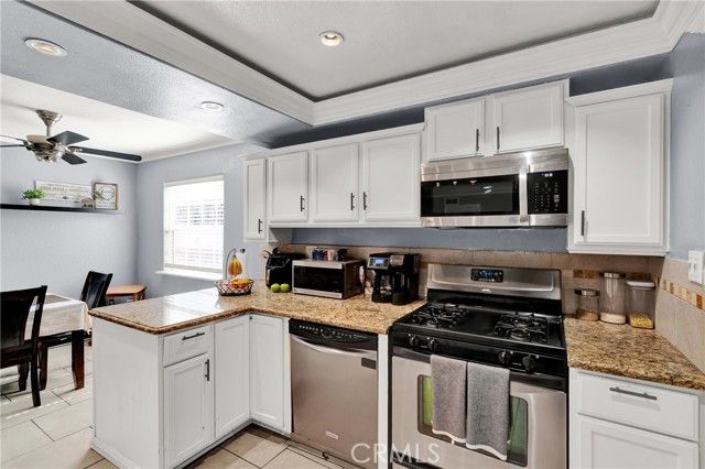 7117 Lugo, Paramount, CA 90723