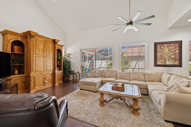 33 Monterey Pointe Drive, Palm Beach Gardens, FL 33418