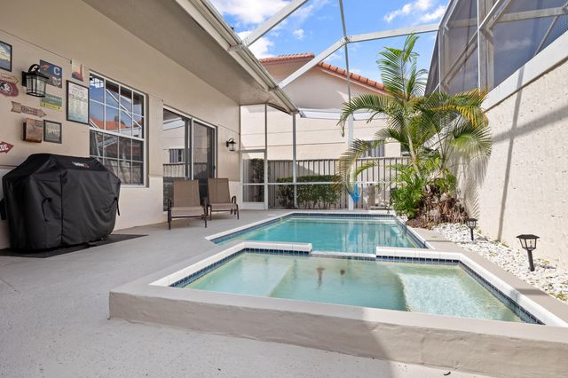 33 Monterey Pointe Drive, Palm Beach Gardens, FL 33418