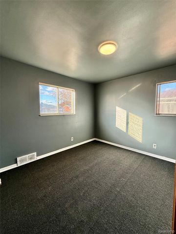 24906 Patricia Avenue, Warren, MI 48091