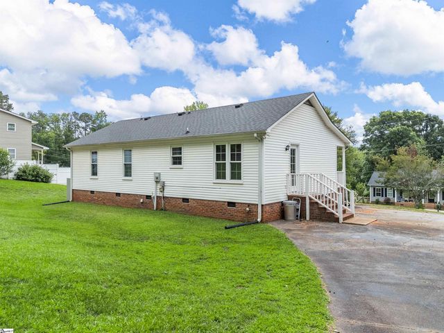 145 Hillside Circle, Easley, SC 29640