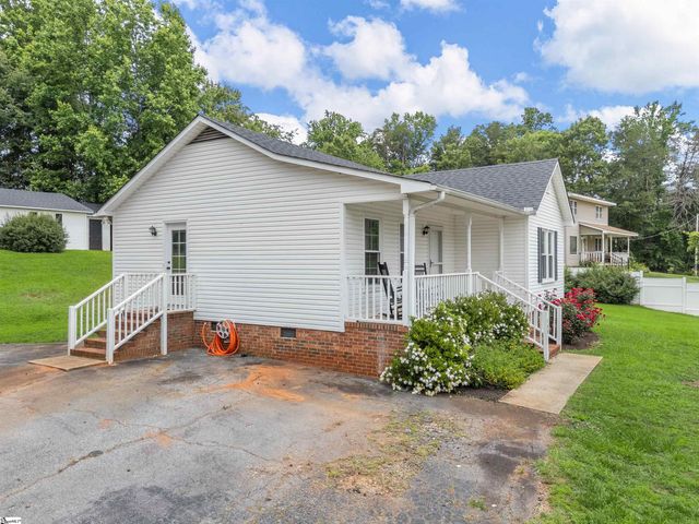 145 Hillside Circle, Easley, SC 29640