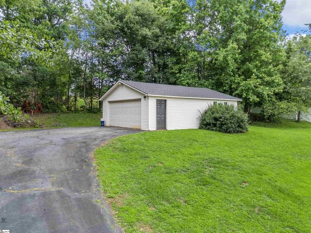 145 Hillside Circle, Easley, SC 29640