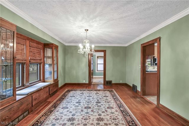 5733 Brecksville Road, Independence, OH 44131