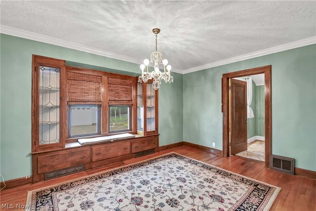 5733 Brecksville Road, Independence, OH 44131