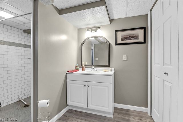 5733 Brecksville Road, Independence, OH 44131