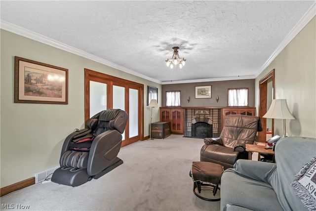 5733 Brecksville Road, Independence, OH 44131
