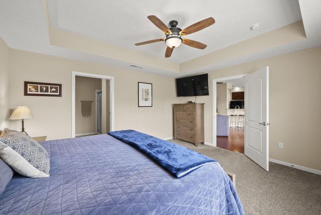 729 Redwood Lane, Lewis Center, OH 43035