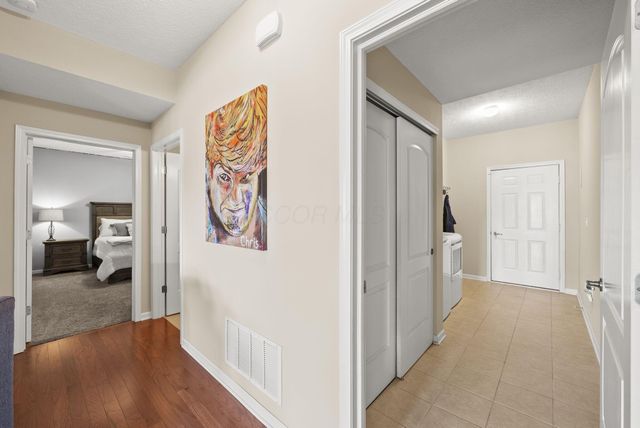 729 Redwood Lane, Lewis Center, OH 43035