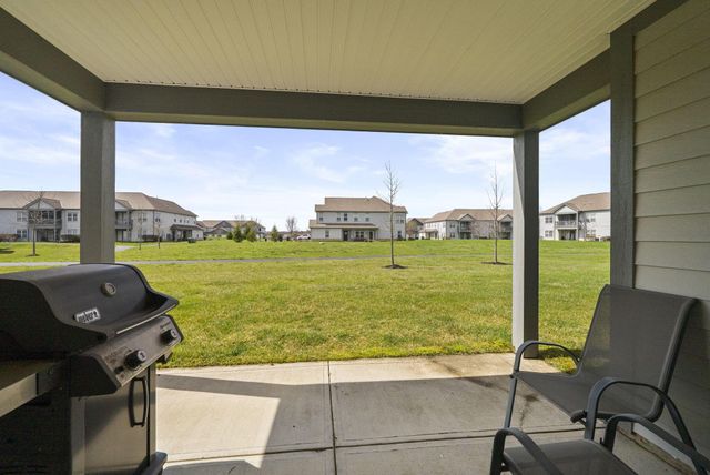 729 Redwood Lane, Lewis Center, OH 43035