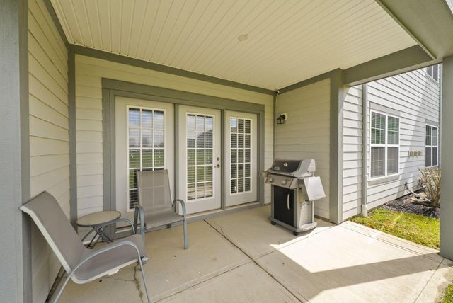 729 Redwood Lane, Lewis Center, OH 43035