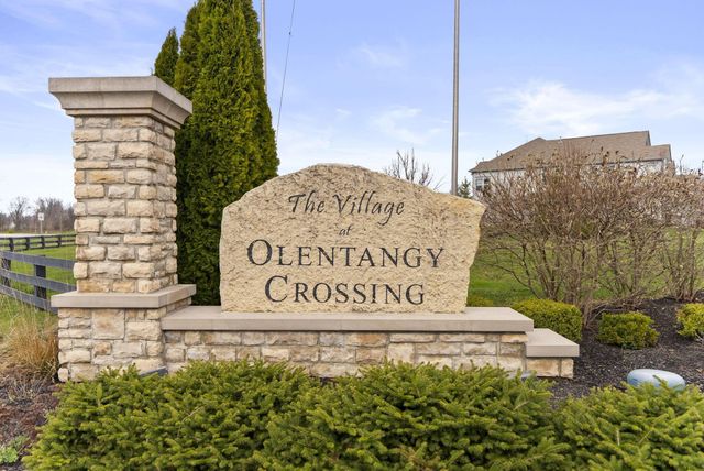 729 Redwood Lane, Lewis Center, OH 43035