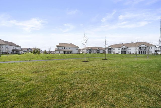 729 Redwood Lane, Lewis Center, OH 43035