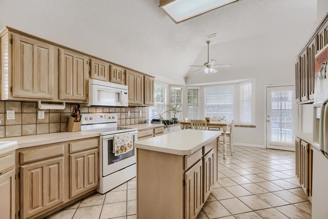 1413 W Peters Colony Road, Carrollton, TX 75007