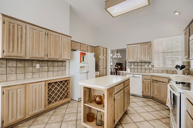 1413 W Peters Colony Road, Carrollton, TX 75007